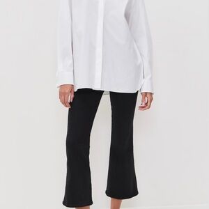 Frame Denim Jet Set Crop Mini Boot Pants in Black